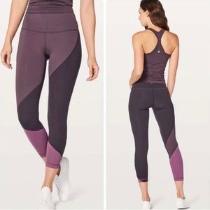 Rare Lululemon size 4 tights 25” in great condition